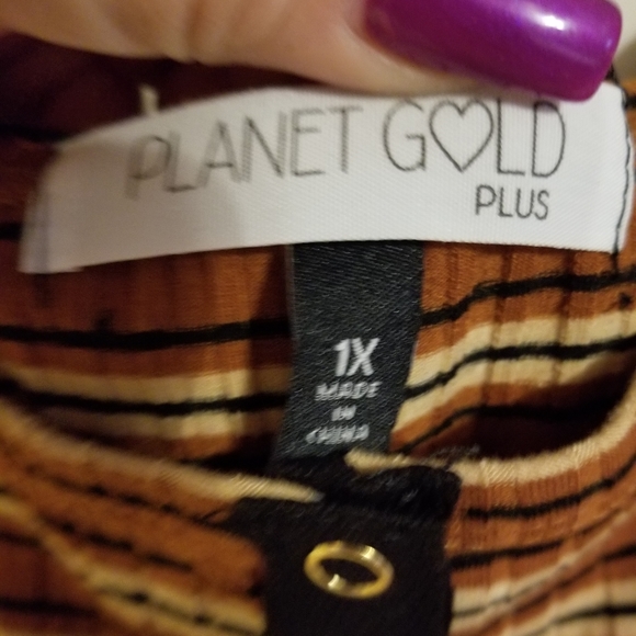 Planet Gold Trendy Juniors' Off-the-Shoulder Dress - Picture 4 of 7